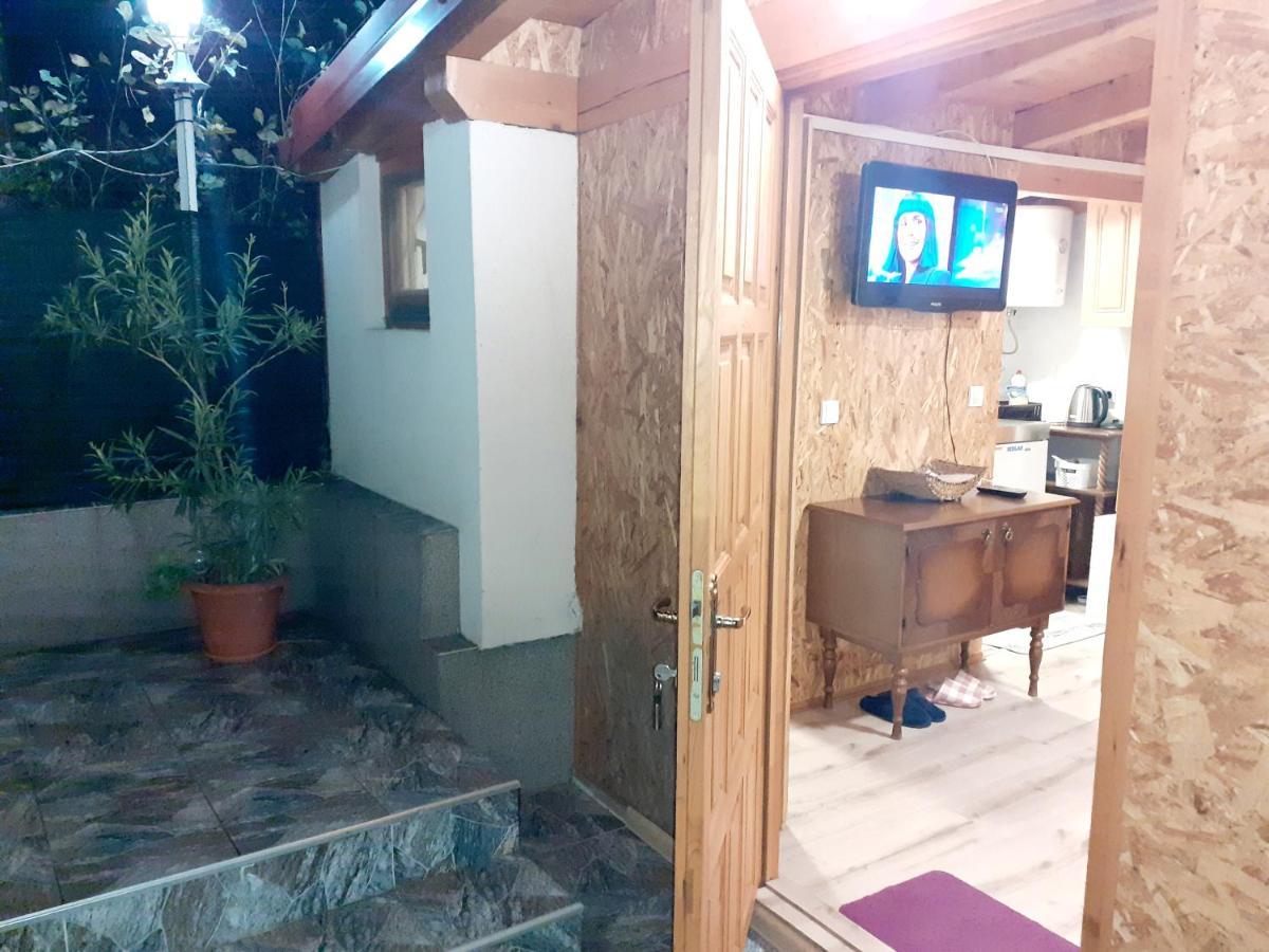 Obiteljski Apartman Borovi Високо Экстерьер фото