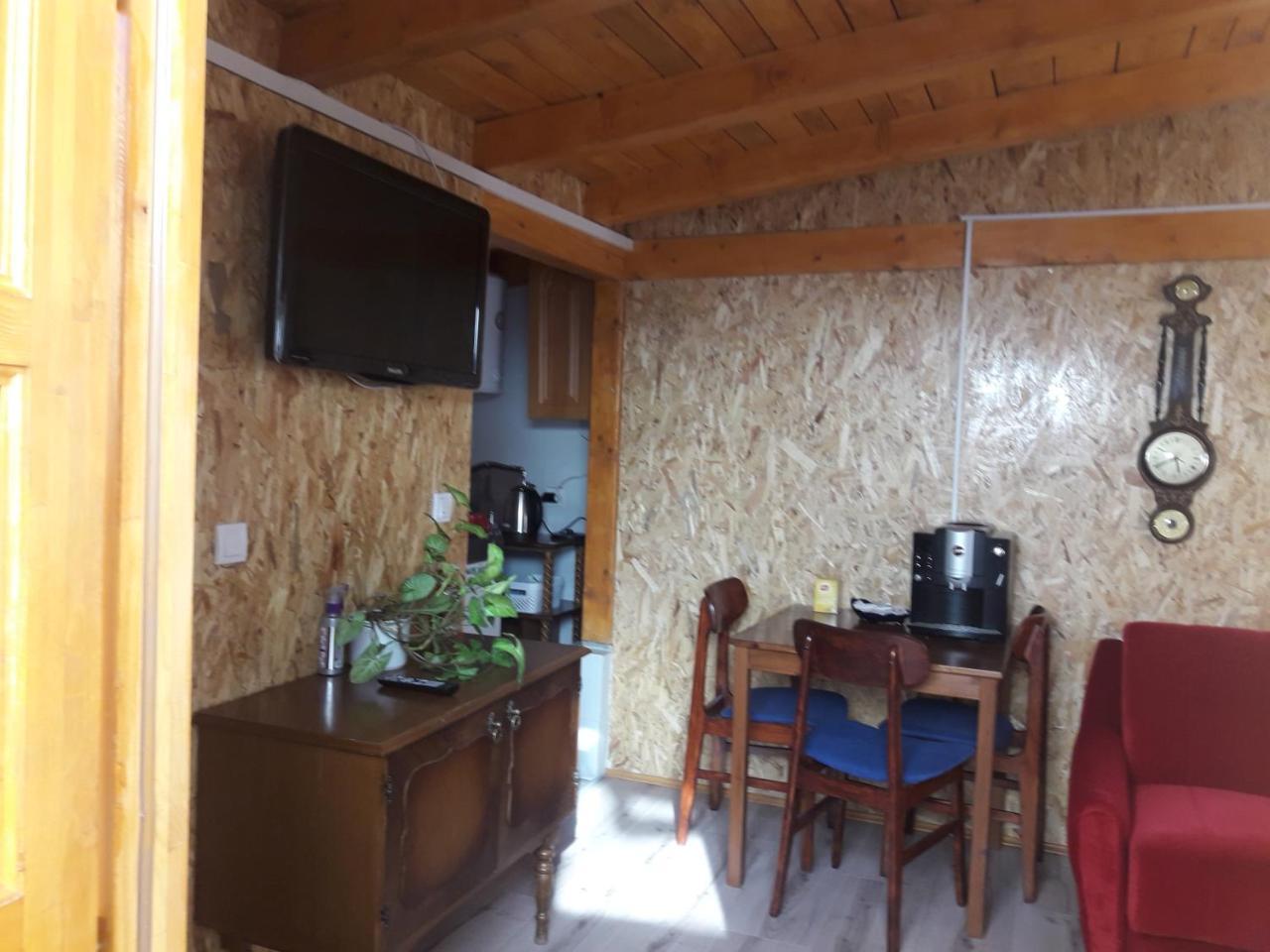 Obiteljski Apartman Borovi Високо Экстерьер фото