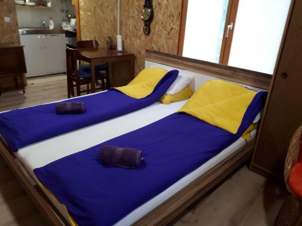 Obiteljski Apartman Borovi Високо Экстерьер фото